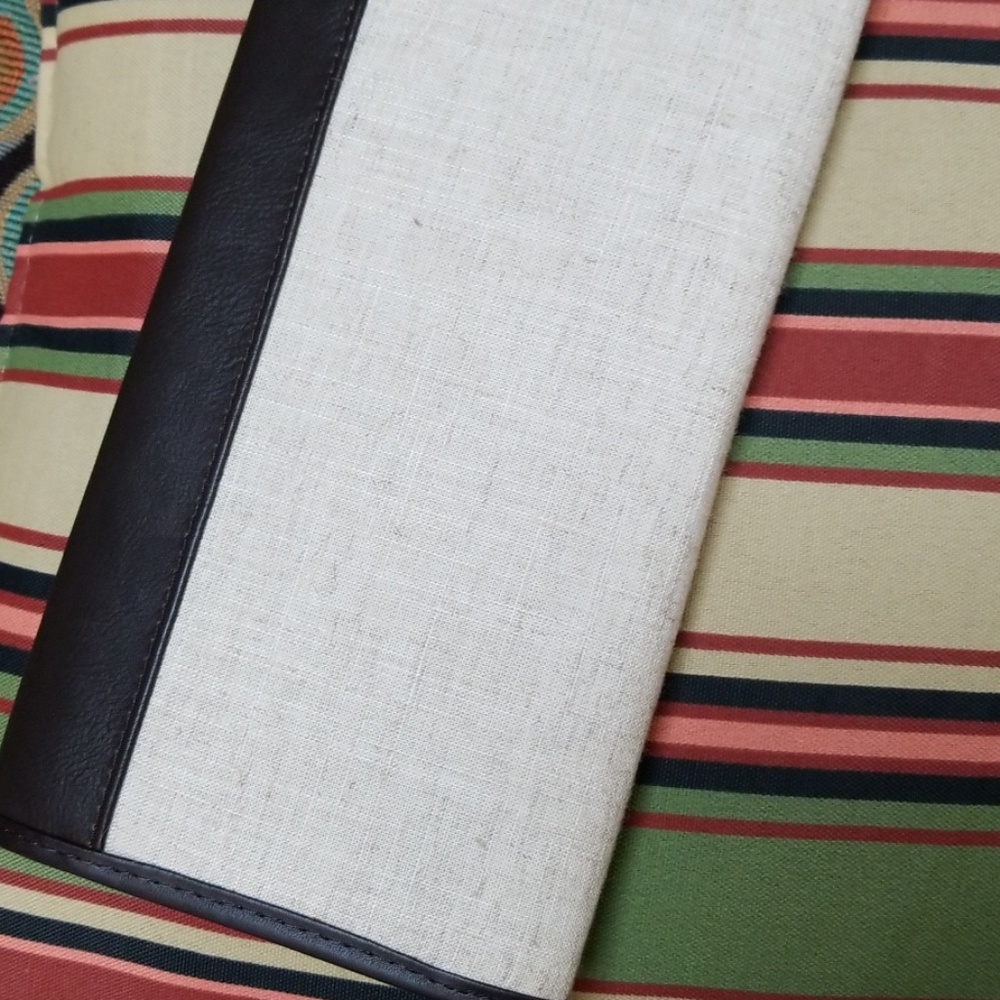 Linen And Leather Document Folder - image 3